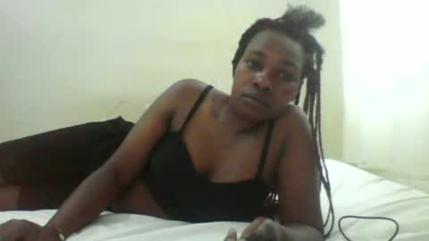 Snapshot of sexylindah chatting on 06/14/26, 12:51 sexylindah online show from 06/14/26, 12:51