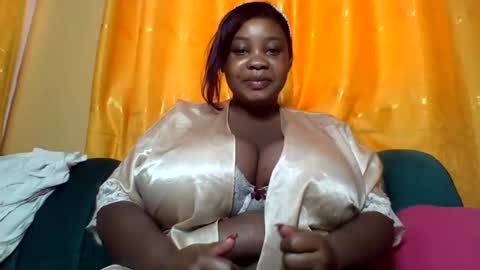 Snapshot of sexylo52 chatting on 04/05/26, 10:23 sexylo52 online show from 04/05/26, 10:23