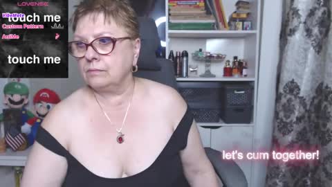 sexylynette4u online show from 10/20/25, 09:21