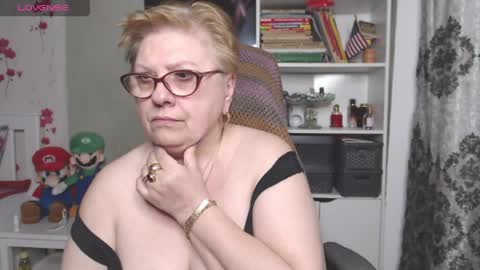 sexylynette4u online show from 05/01/26, 09:58