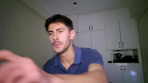 Snapshot of sexymann17 chatting on 05/22/26, 07:52 sexymann17 online show from 05/22/26, 07:52