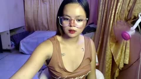 Snapshot of sexyme2069 chatting on 04/22/26, 05:58 sexyme2069 online show from 04/22/26, 05:58