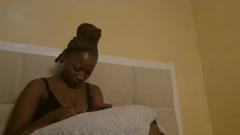 Miss mia online show from 09/30/25, 07:24