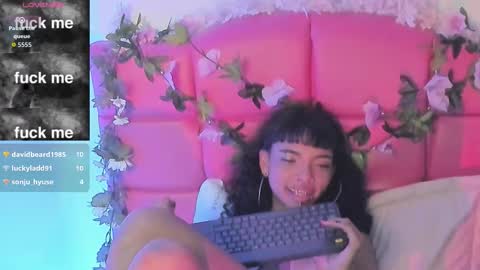 N A F online show from 10/28/25, 07:23