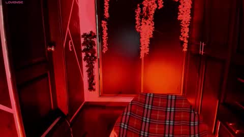 N A F online show from 11/05/25, 07:58