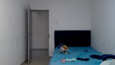 Snapshot of sexynatalia25 chatting on 04/24/26, 10:34 Natalia Duran online show from 04/24/26, 10:34