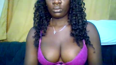 Snapshot of sexynatasha46 chatting on 01/08/25, 06:09 natasha online show from 01/08/25, 06:09