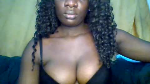 Snapshot of sexynatasha46 chatting on 01/12/25, 09:40 natasha online show from 01/12/25, 09:40