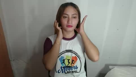 PAOLA 3 online show from 10/26/25, 02:34