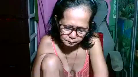 Snapshot of sexyoldangel chatting on 12/02/24, 03:58 sexyoldangel online show from 12/02/24, 03:58