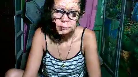 Snapshot of sexyoldangel chatting on 01/14/25, 02:22 sexyoldangel online show from 01/14/25, 02:22