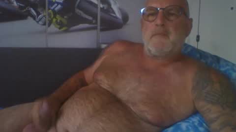 Snapshot of sexypaa chatting on 06/02/26, 06:10 sexypaa online show from 06/02/26, 06:10