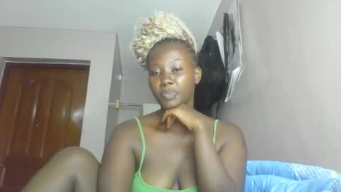 Snapshot of sexypamm chatting on 03/18/26, 06:55 sexypamm online show from 03/18/26, 06:55