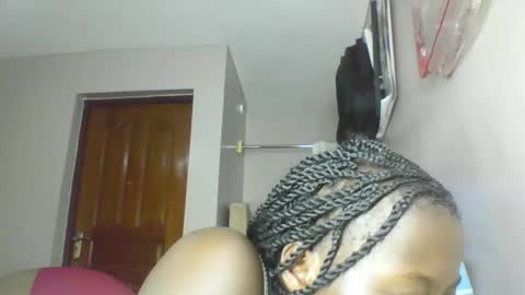 Snapshot of sexypamm chatting on 04/27/26, 06:50 sexypamm online show from 04/27/26, 06:50