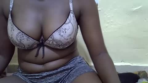 sexypeach98 online show from 01/06/26, 08:23