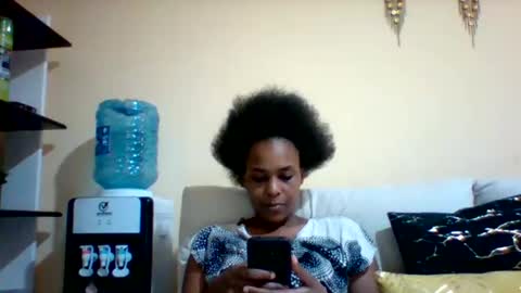 DOVY ACHIENG online show from 09/29/25, 10:42