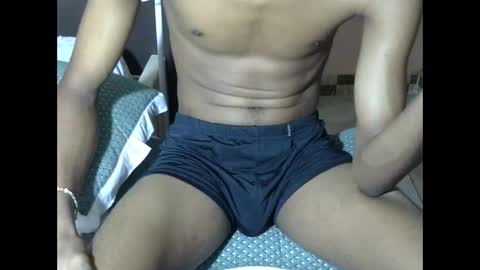 Snapshot of sexyromeo_bbc chatting on 10/16/25, 07:04 Enzo online show from 10/16/25, 07:04