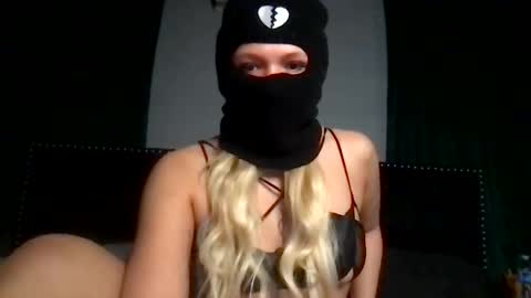 serena  online show from 12/03/25, 10:30