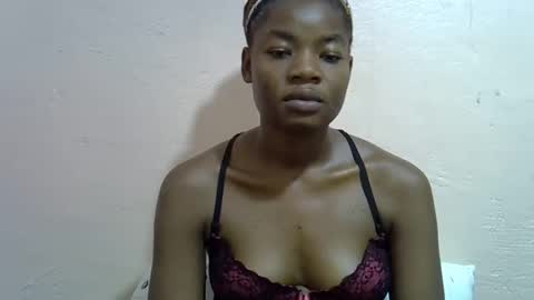 Snapshot of sexyshaz22 chatting on 05/12/26, 09:01 sexyshaz22 online show from 05/12/26, 09:01