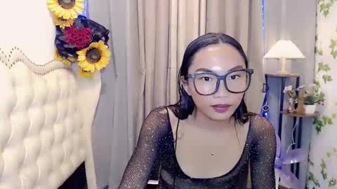 sexyshinixx online show from 11/17/25, 02:34