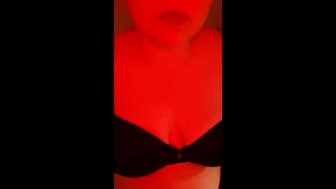 sexysidney22 online show from 04/19/26, 05:29