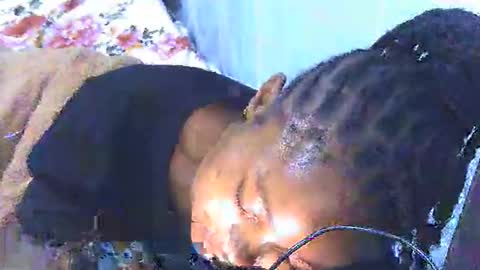 Snapshot of sexyvishy254 chatting on 03/23/26, 10:19 sexyvishy254 online show from 03/23/26, 10:19