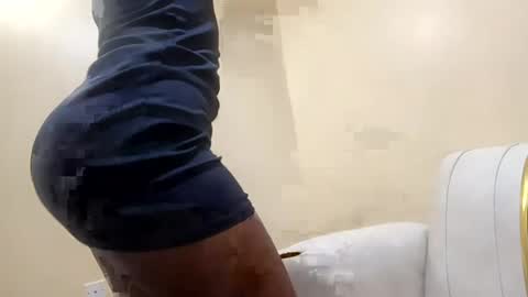 Snapshot of sexywetgal_ chatting on 06/19/26, 08:23 Sexylenah online show from 06/19/26, 08:23