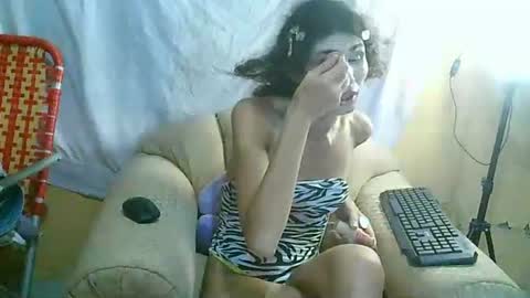 Snapshot of sexywolfnight chatting on 05/23/26, 10:25 sexywolfnight online show from 05/23/26, 10:25
