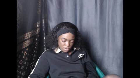 Blue online show from 12/02/24, 09:35