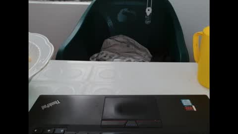 Blue online show from 10/30/25, 08:05