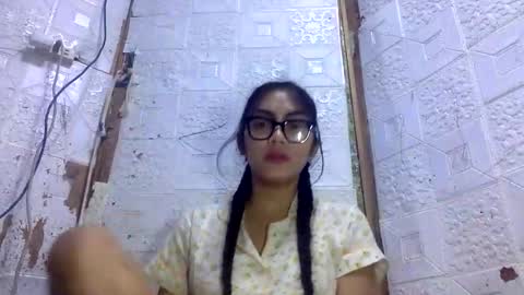 Xenaaa online show from 12/02/25, 06:47