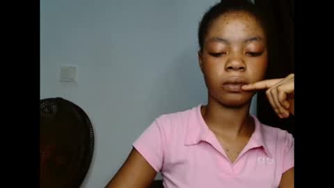 sexyxpeach online show from 10/18/25, 03:35