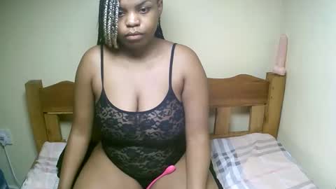 sexyyred_ online show from 02/01/26, 06:23