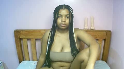 Snapshot of sexyyred_ chatting on 05/29/26, 01:36 sexyyred_ online show from 05/29/26, 01:36