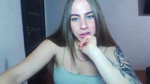Yuliia online show from 10/14/25, 11:44