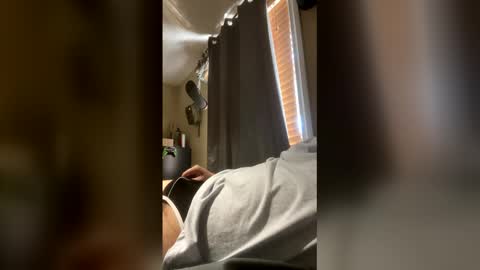 sexyzaddy94 online show from 02/05/26, 09:41