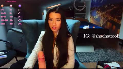 Shachatte online show from 11/17/25, 09:48