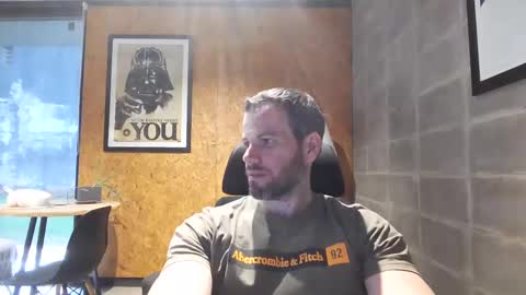 shad0w_hunter online show from 02/17/25, 07:21