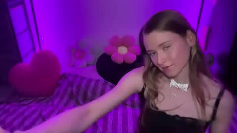 shadebabe online show from 06/18/26, 09:14