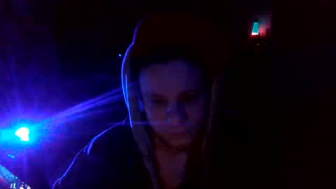 Snapshot of shades455 chatting on 06/02/26, 01:40 shades455 online show from 06/02/26, 01:40