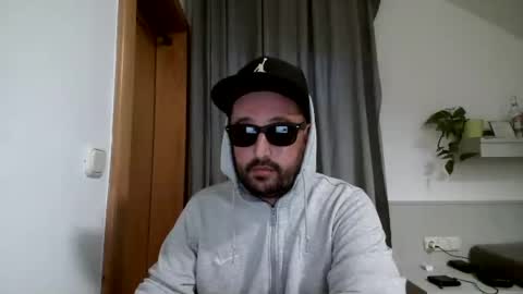 shadez4ever online show from 06/16/26, 07:16
