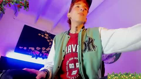 shadow claw online show from 11/24/25, 07:02