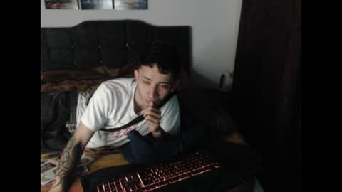Snapshot of shadow_men_ chatting on 07/29/26, 06:44 james online show from 07/29/26, 06:44
