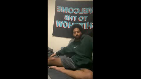 Shadow online show from 10/12/25, 11:15