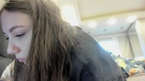 shadow_raffi online show from 12/21/24, 12:38