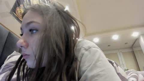 shadow_raffi online show from 01/12/25, 03:39