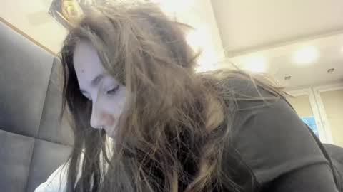 shadow_raffi online show from 02/15/25, 03:06