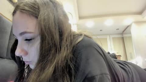 shadow_raffi online show from 03/09/25, 02:43