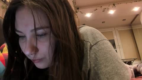 shadow_raffi online show from 11/25/25, 12:21