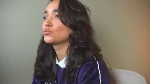 Lily  online show from 12/17/25, 10:21